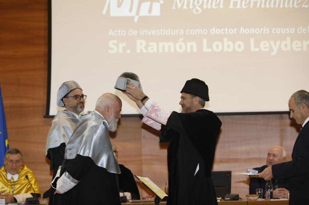 El periodista Ramón Lobo Leyder nombrado Doctor Honoris Causa