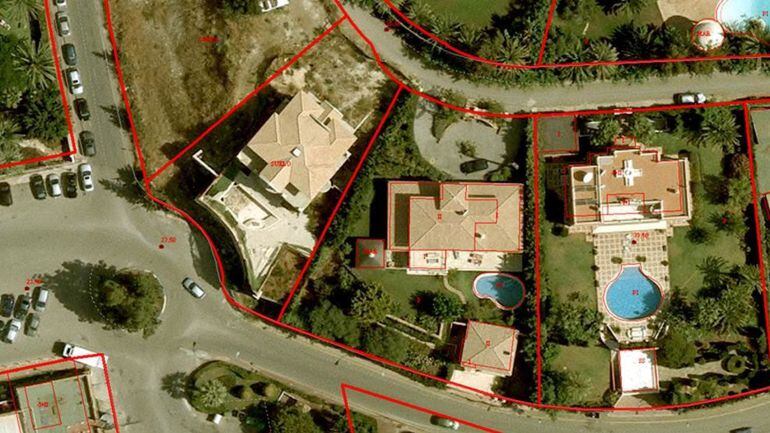 La red promocionaba parcelas y viviendas en municipios de la provincia de Málaga