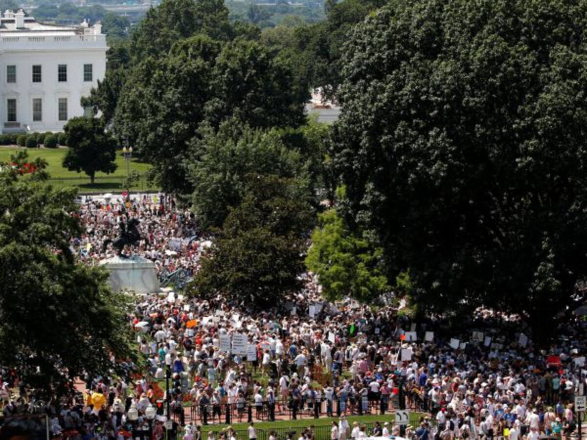 Miles de personas exigen en Washington reunir a las familias de migrantes