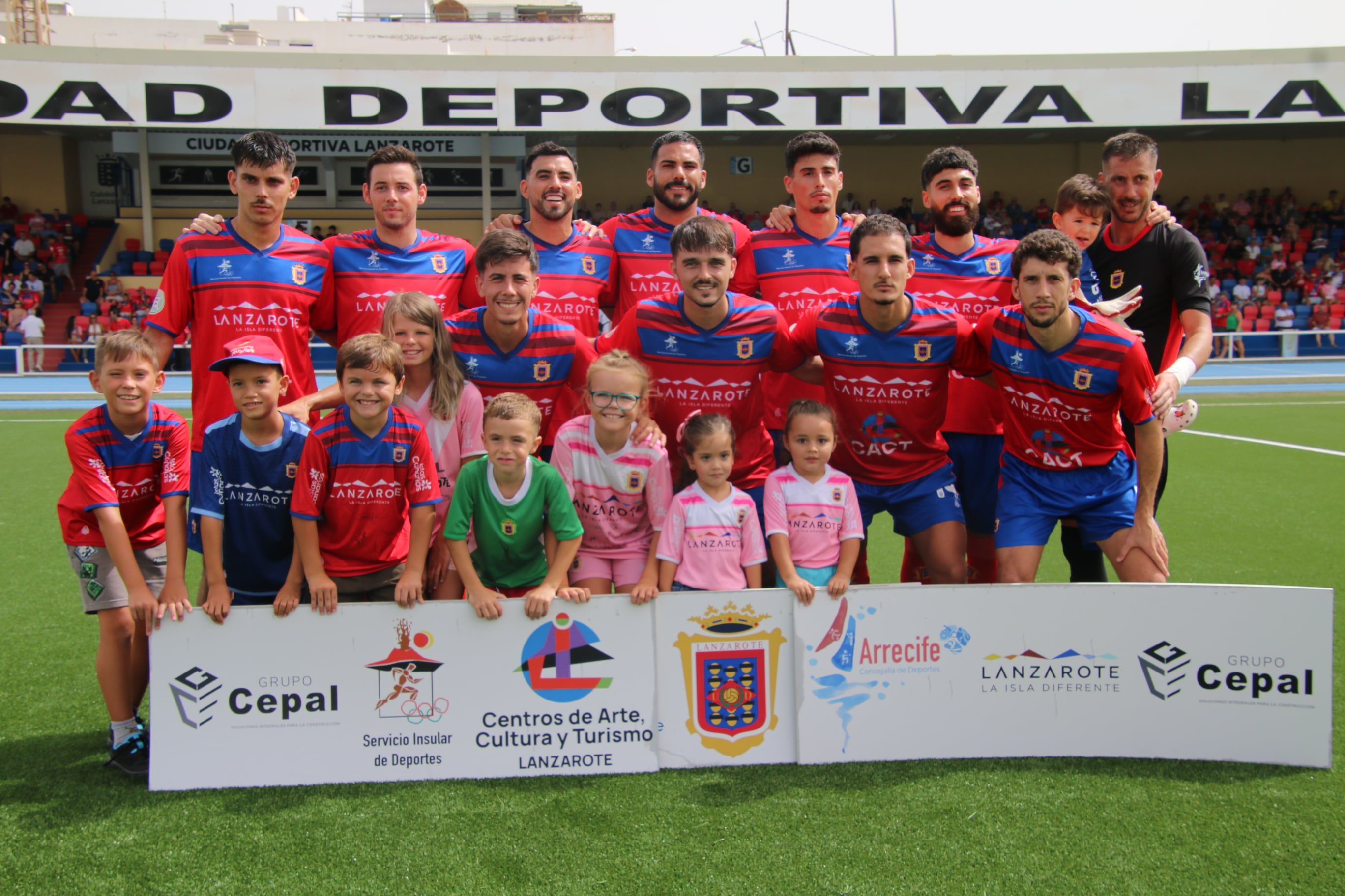 Equipo inicial de la UD Lanzarote en el primer partido de la liga 2025-2026 de Tercera RFEF.