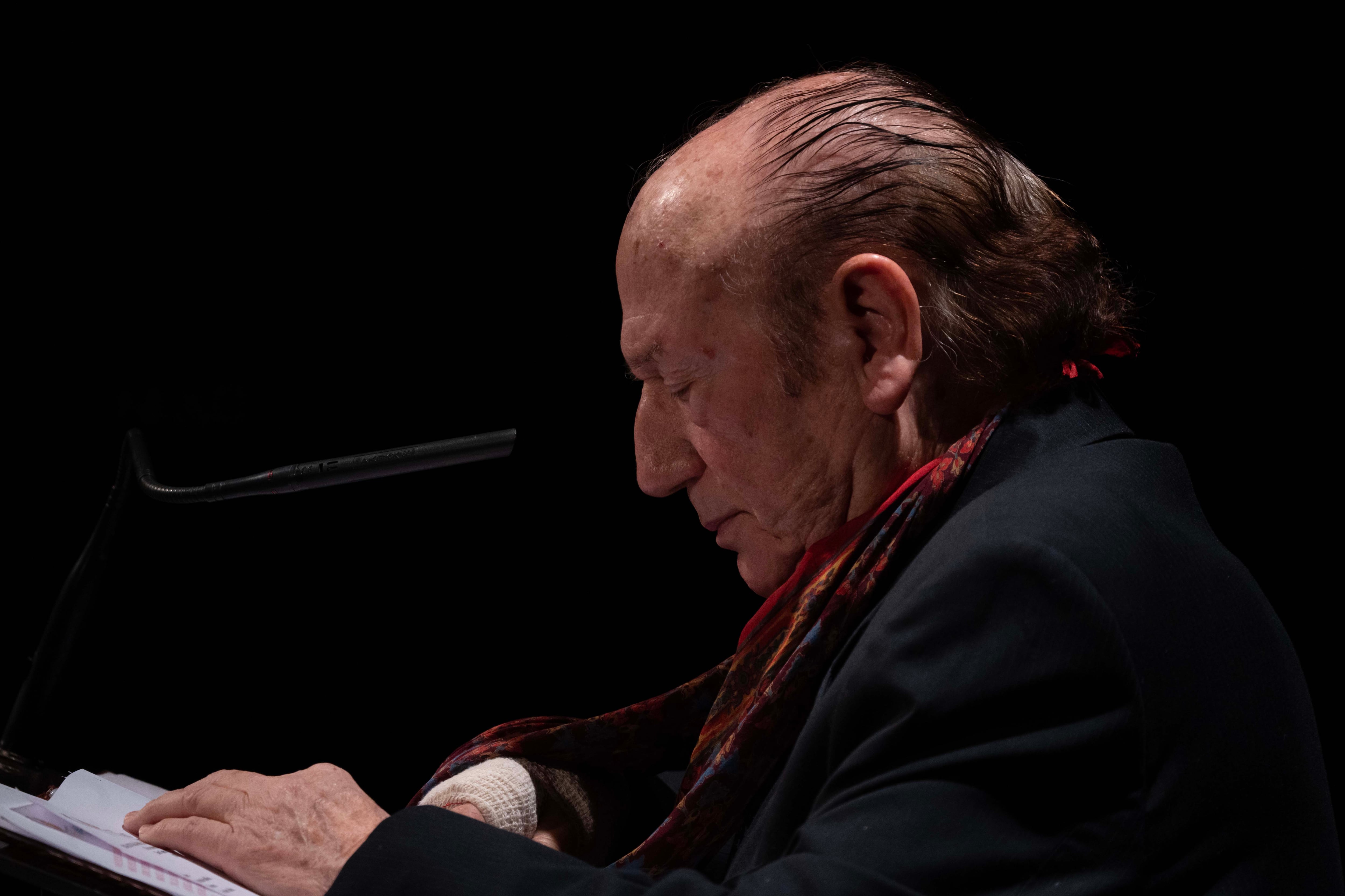 Antonio Fernández, Fosforito, durante la gala de entrega de premios del XXIII Concurso Nacional de Arte Flamenco de Córdoba (imagen de archivo)