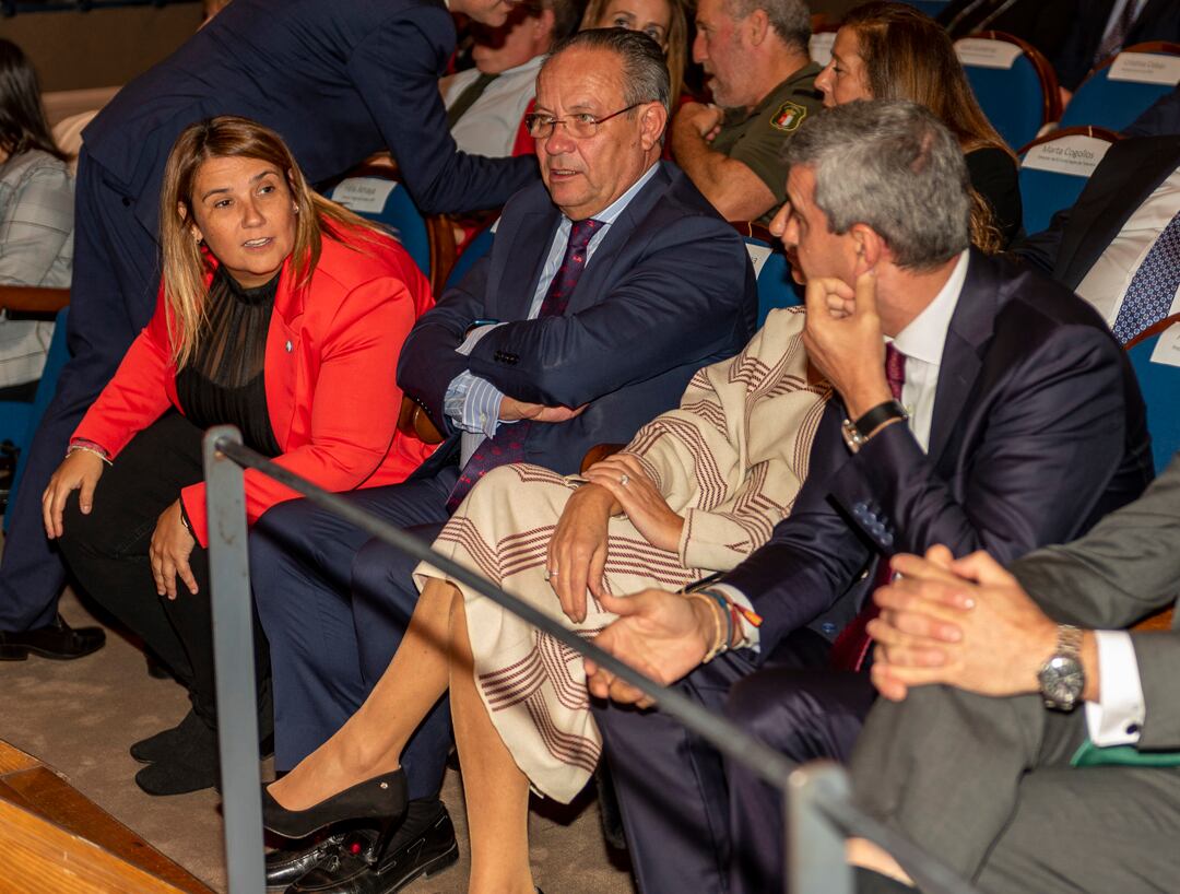 Tita García junto a Juan Alfonso Ruíz Molina