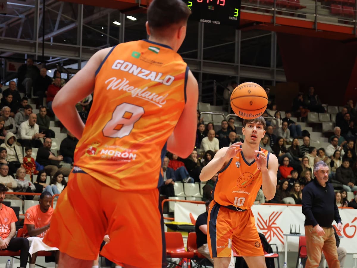 Morón se impone en Gijón y recupera buenas sensaciones