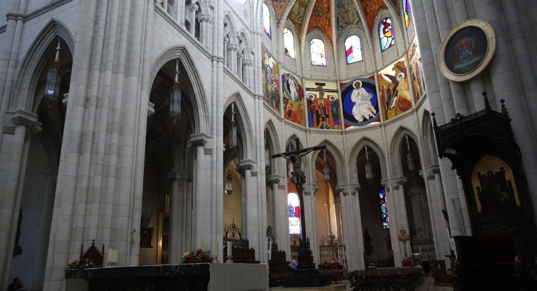 La Catedral de la Almudena de Madrid.