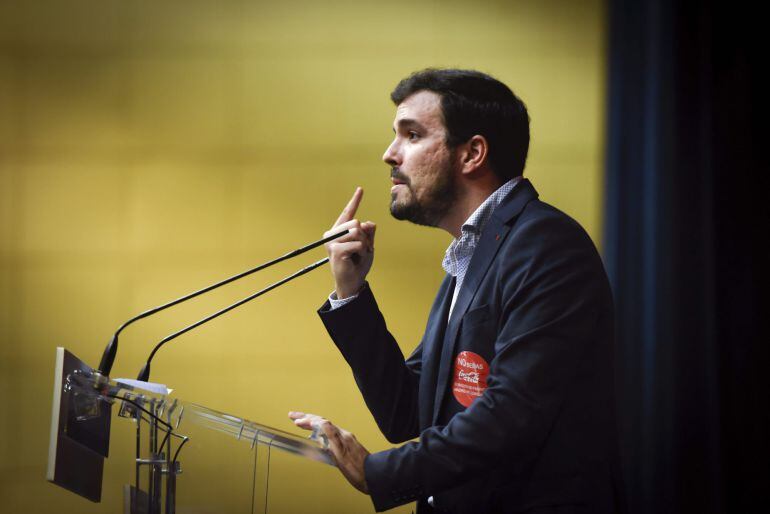 El candidato de IU a la Presidencia del Gobierno, Alberto Garzón, durante su intervención en la presentación de su candidatura &quot;Ahora con Alberto Garzón&quot;.