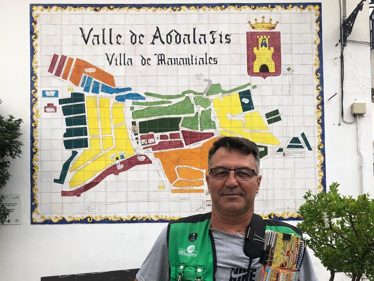 Francisco Javier Castillo, vendedor de la ONCE en el Valle de Abdalajís