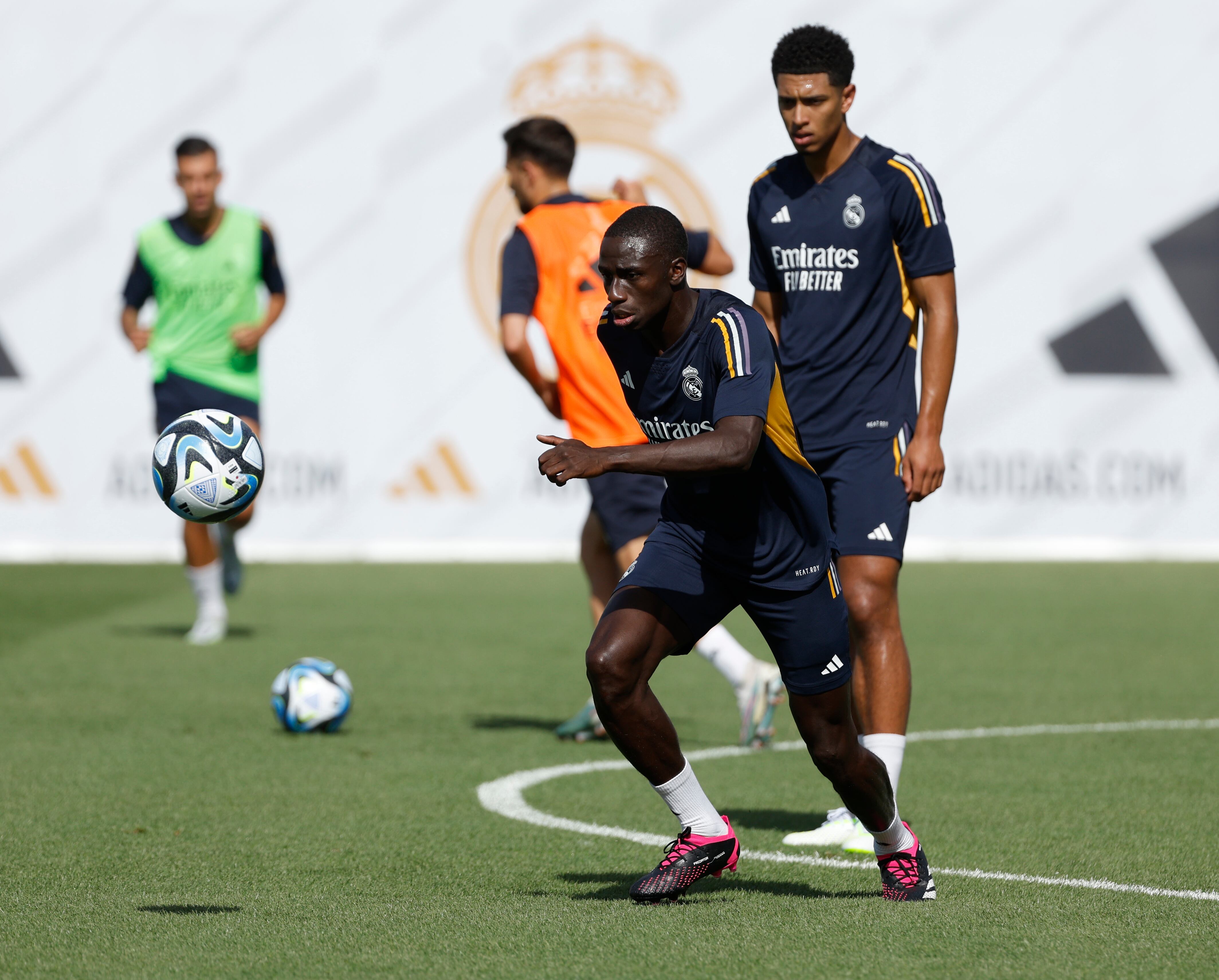 Bellingham y Mendy, durante un entrenamiento esta temporada.