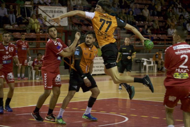 Lanzamieto torrelaveguense en el partido del sábado