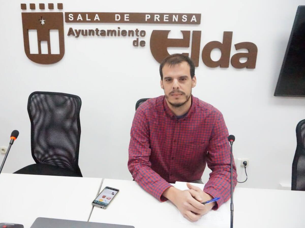 EU de Elda exige la remunicipalización de la limpieza de edificios escolares