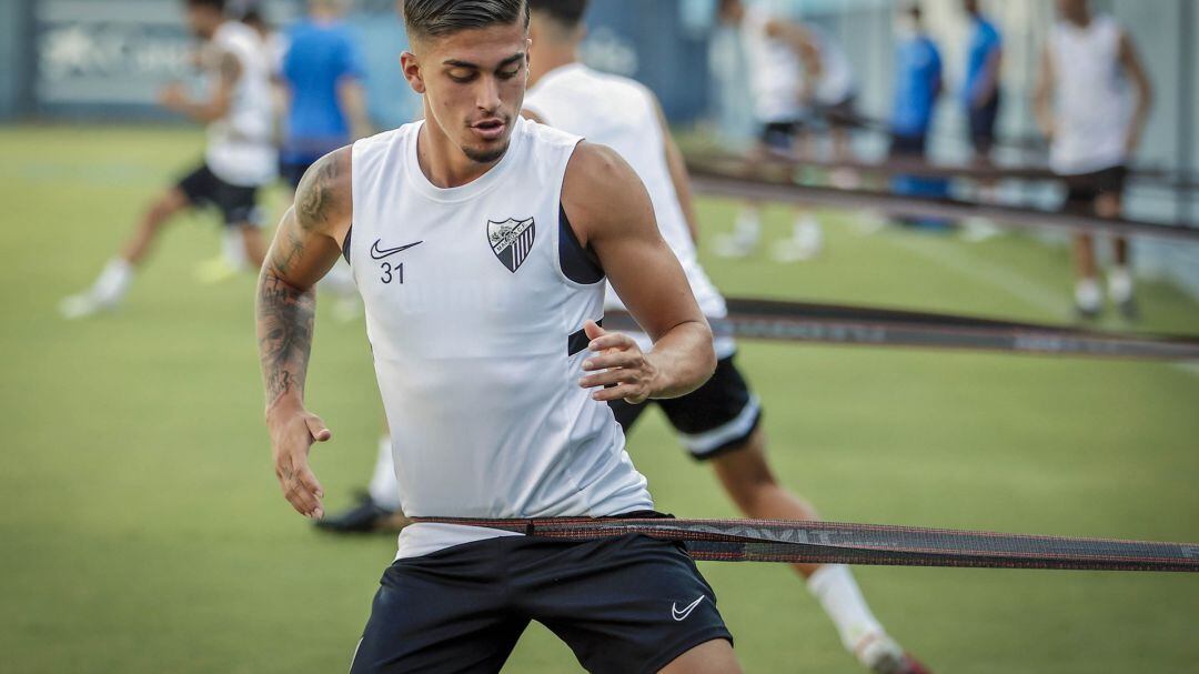 El canterano del Málaga, Cristo Romero, jugará cedido en la Real Sociedad B.