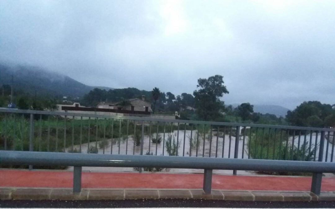 Rio Xaló, esta mañana, 12 de septiembre, a su paso por el municipio de Xaló.