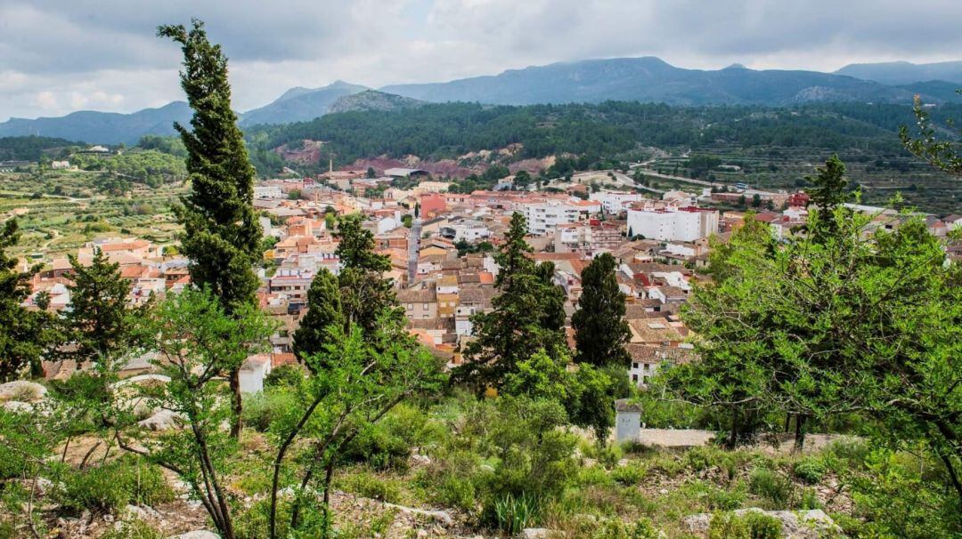 Imatge des de la serra de la localitat de Castelló de Rugat