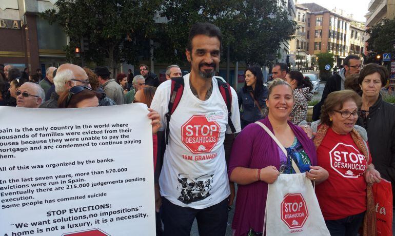 Imagen de archivo de una de las acciones de Stop Desahucios en Granada