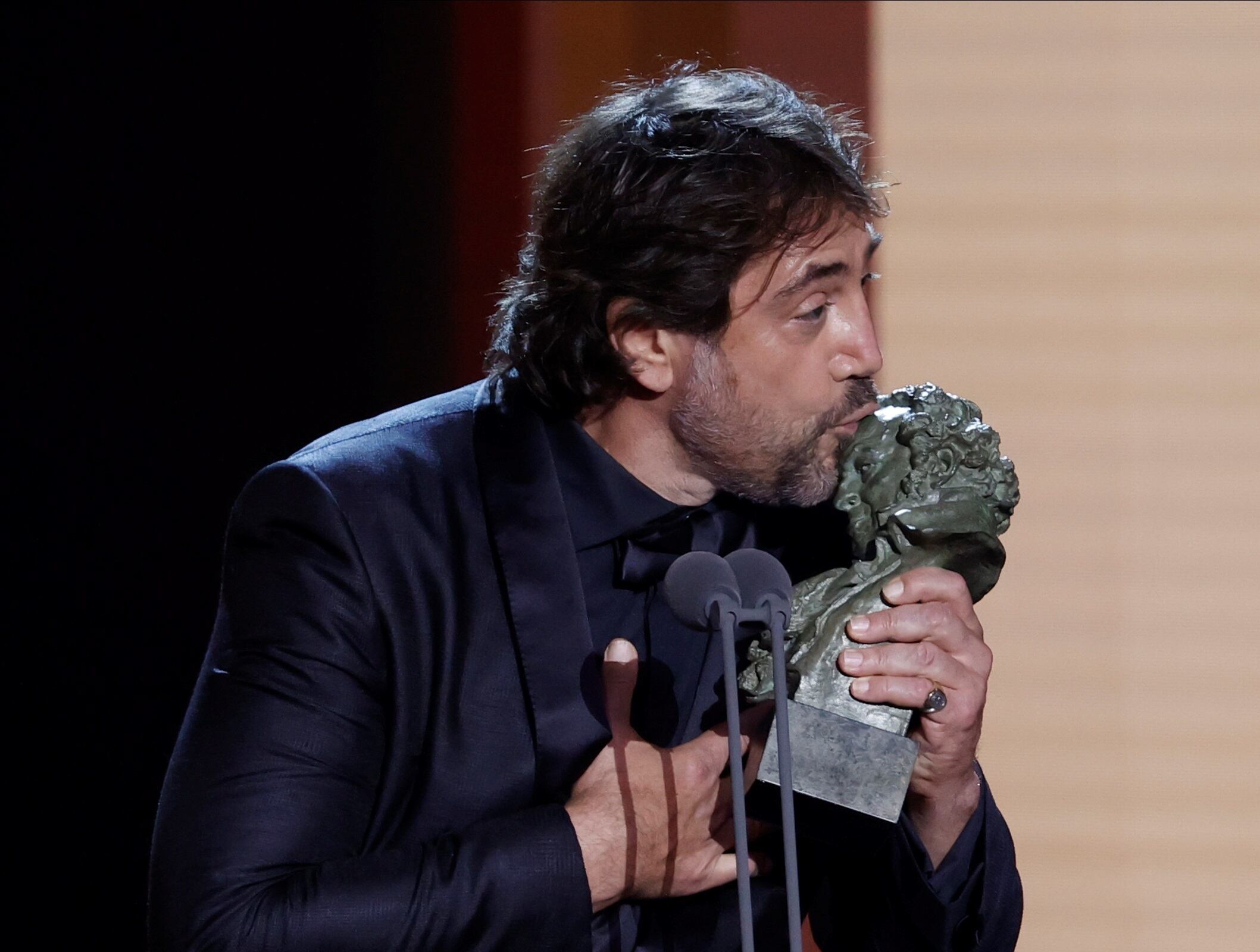 El actor Javier Bardem recibe el Goya a Mejor Actor Protagonista, por su trabajo en 'El buen patrón'