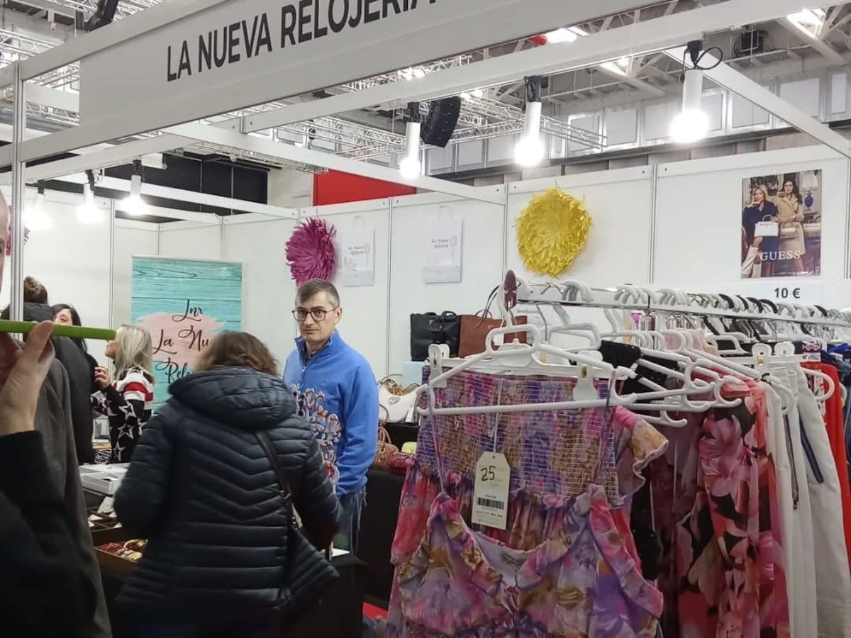 Comerciantes y clientes valoran positivamente una nueva edición de la Feria de Stocks de Huesca