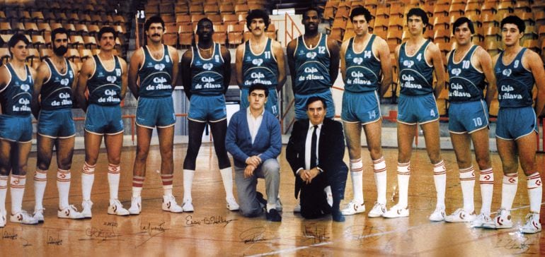 Equipo de Baskonia que ganó la Copa Federación en 1985