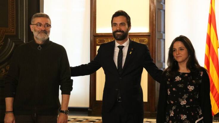 La firma de Ángels Barceló: "Catalunya sigue sin gobierno"