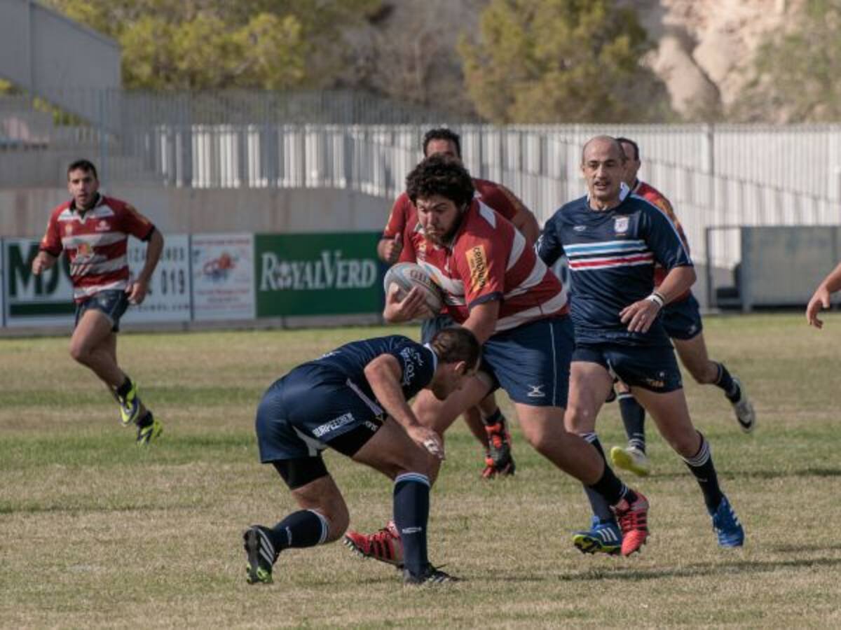 El CR La Vila se pasea en Zaragoza (3-49)