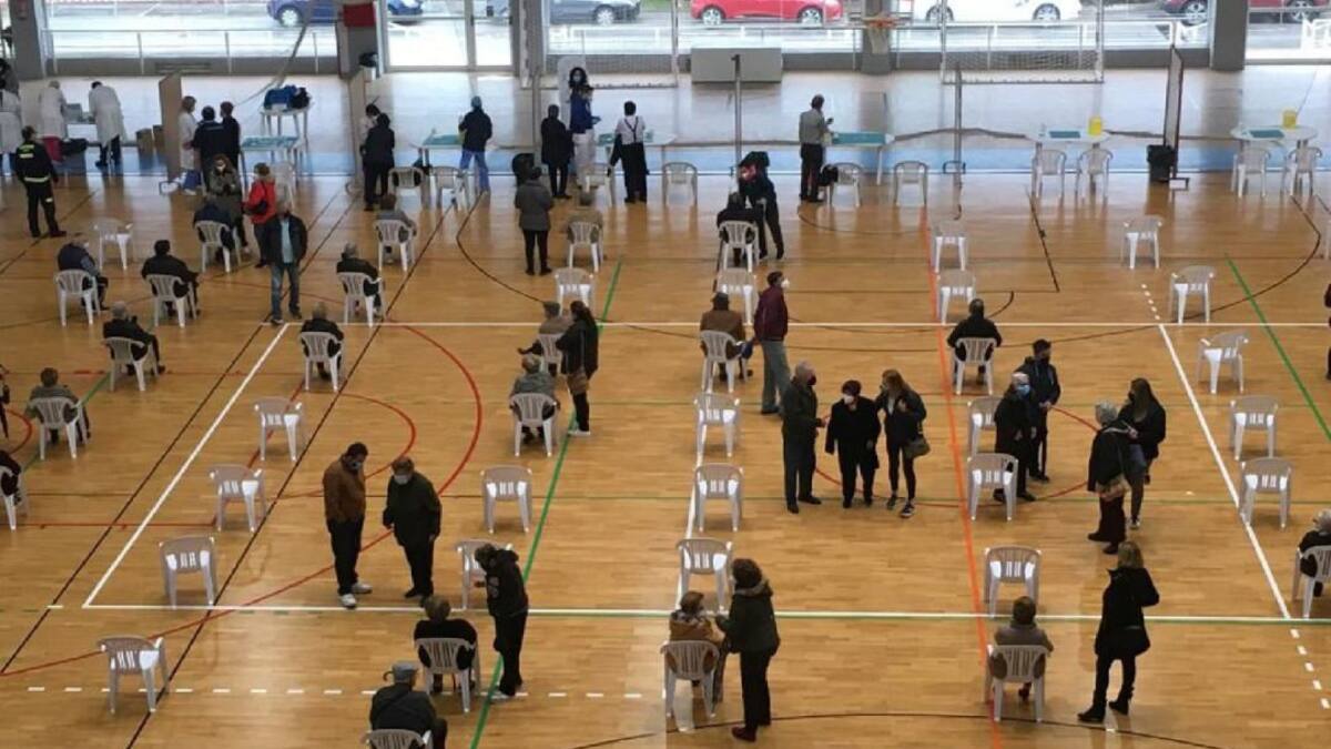 Salud Pública vacunará este martes en el Felipe VI de Lorca a las personas nacidas en 1956, 1957 y 1958