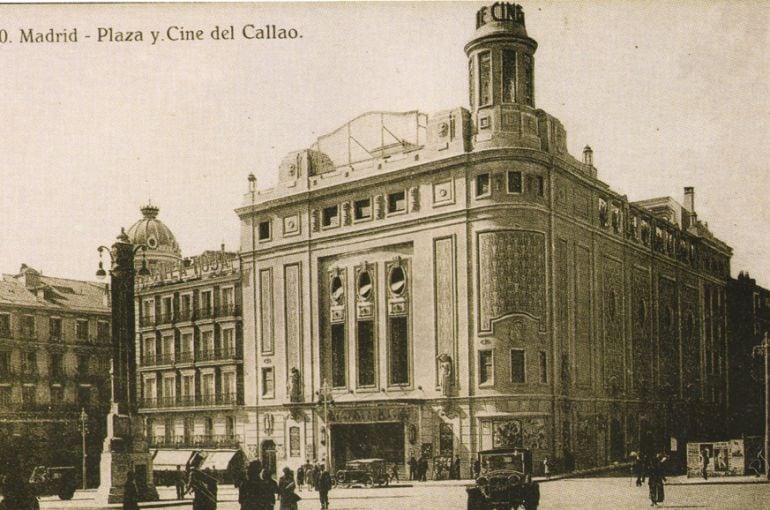 Plaza y Cine del Callao