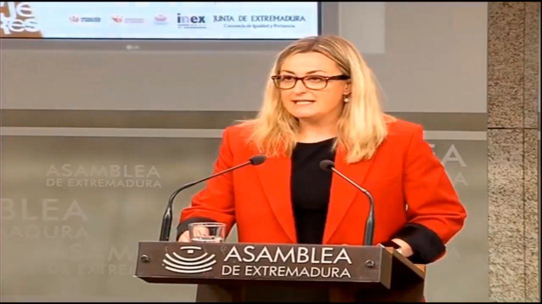 La presidenta de la Asamblea de Extremadura, Blanca Martín, durante uno de los últimos actos institucionales