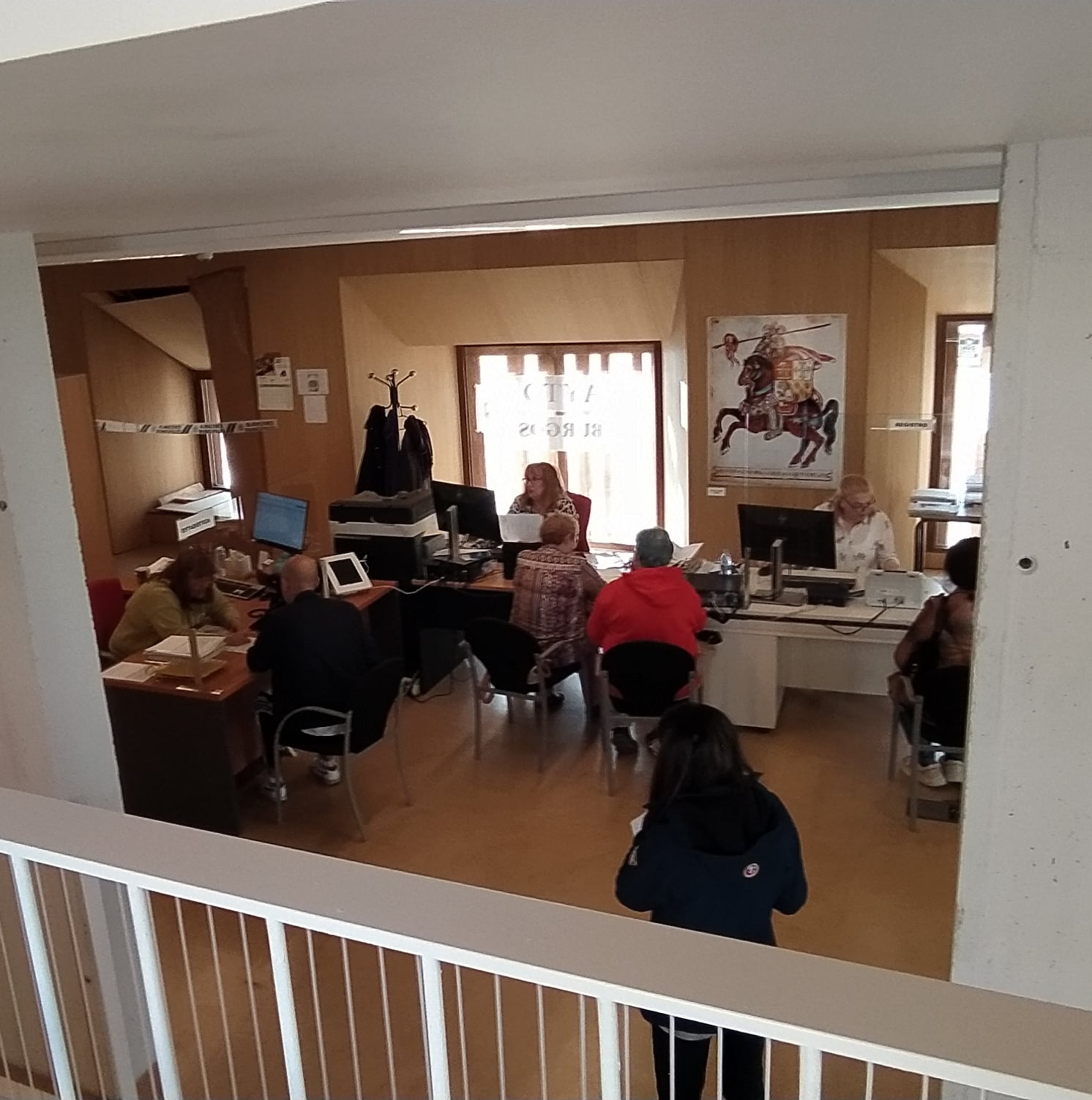 Interior de la Oficina de Atención al Contribuyente (BAC) en Gamonal