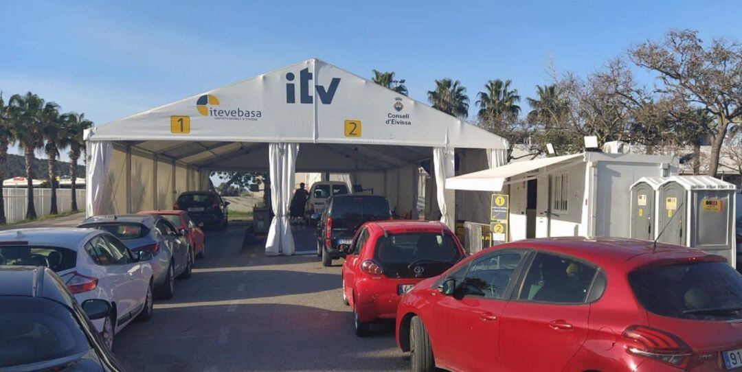 Imagen de la ITV móvil instalada en el Recinto Ferial