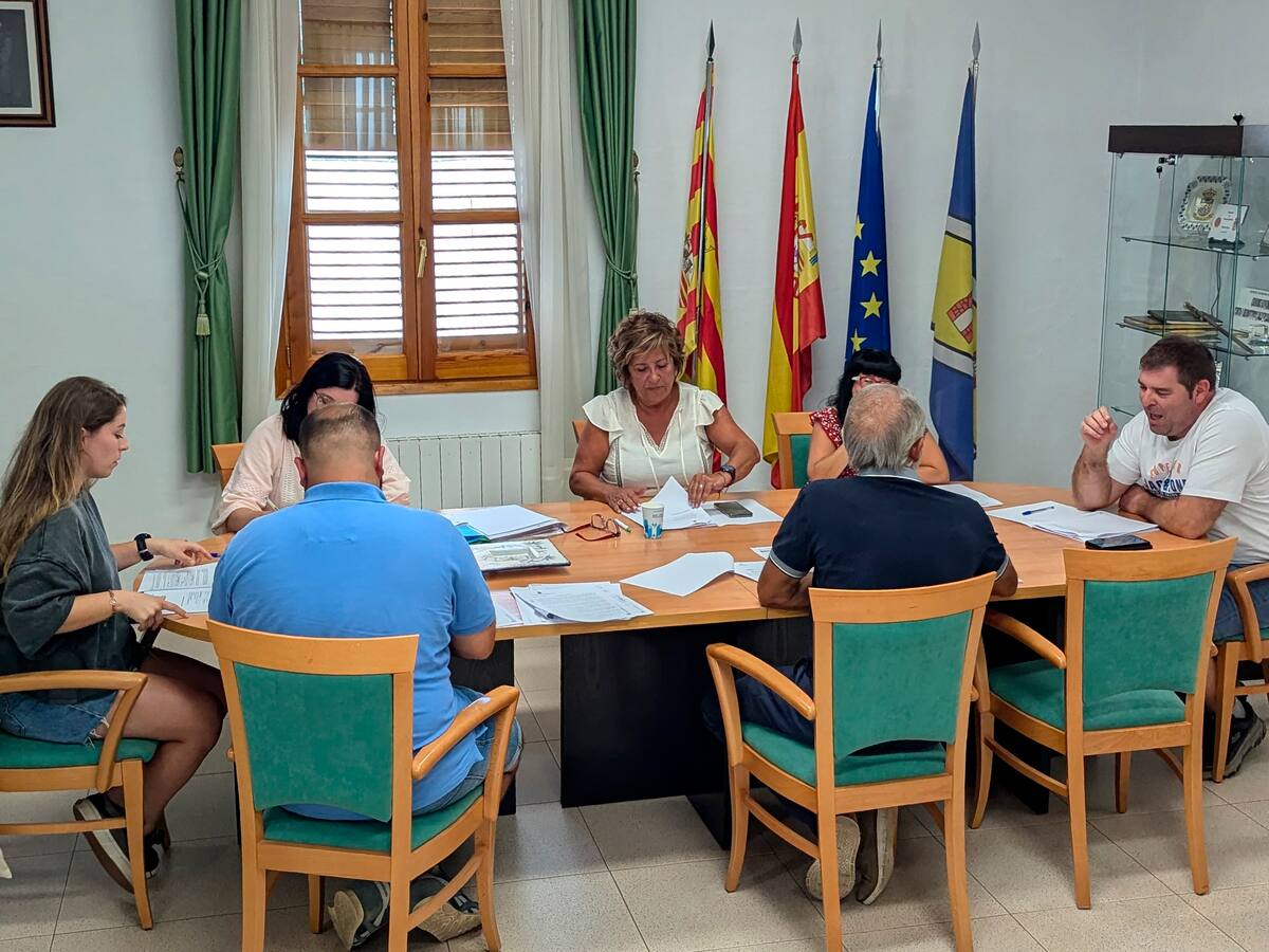 Siguen las diferencias entre el PP y la alcaldesa de San Miguel de Cinca, que defiende la legalidad de las obras que hizo su hijo