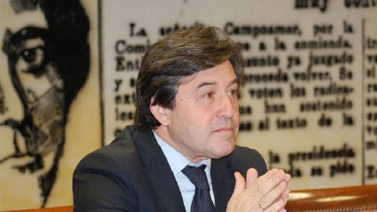 "Se abre una nueva etapa y es el momento de dejar el cargo"