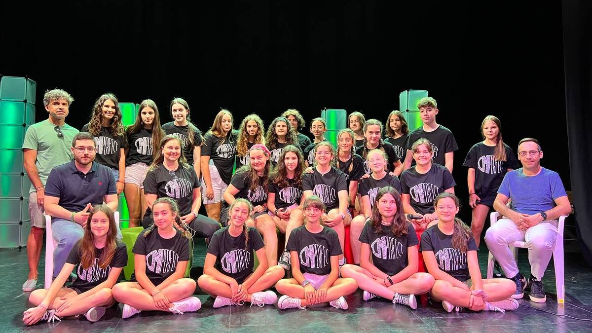 L'IES Josep Segrelles presenta la seua obra 'Piérdete en el Ritmo'