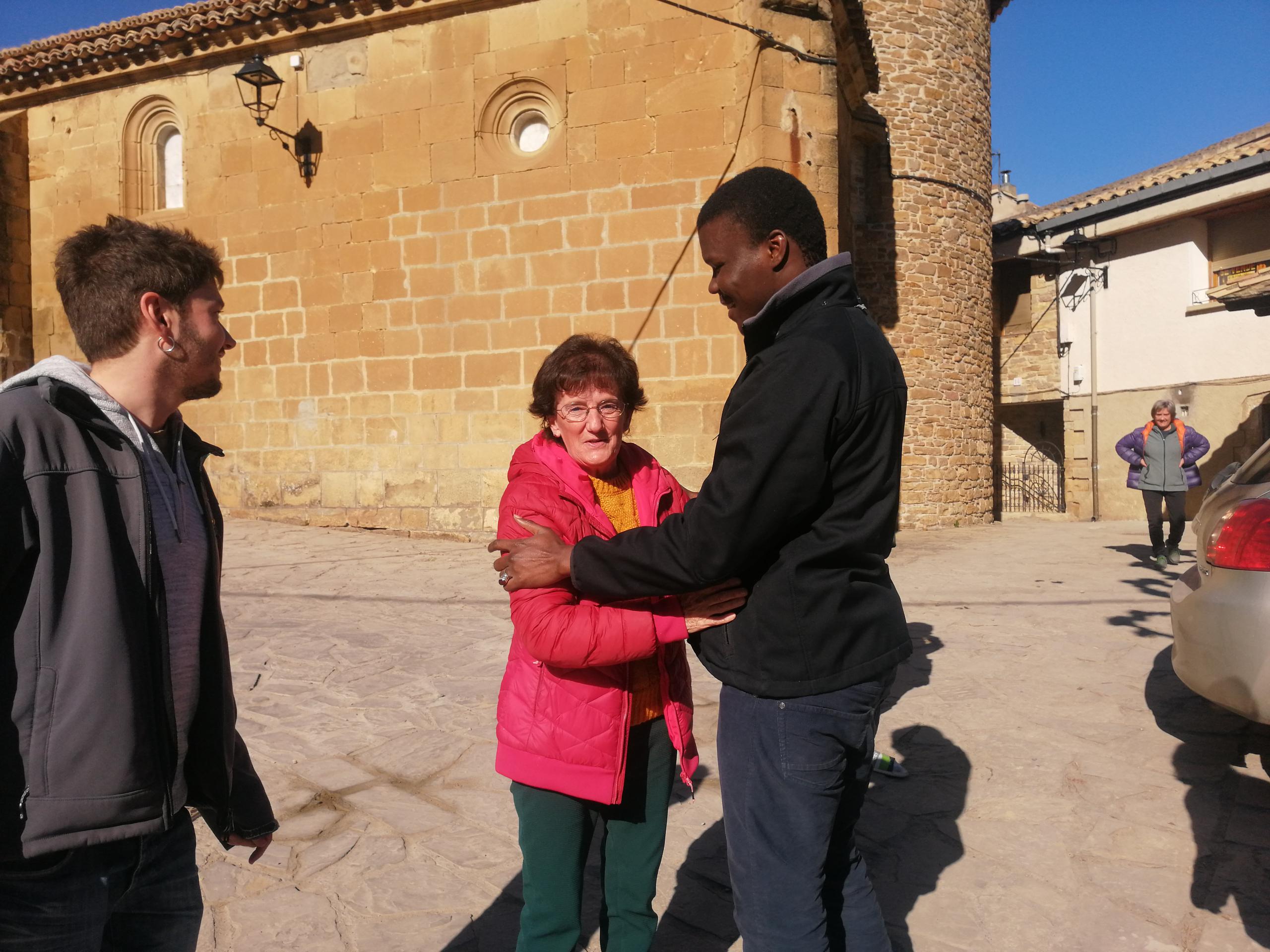 Artieda acoge a cuatro vecinos de Senegal