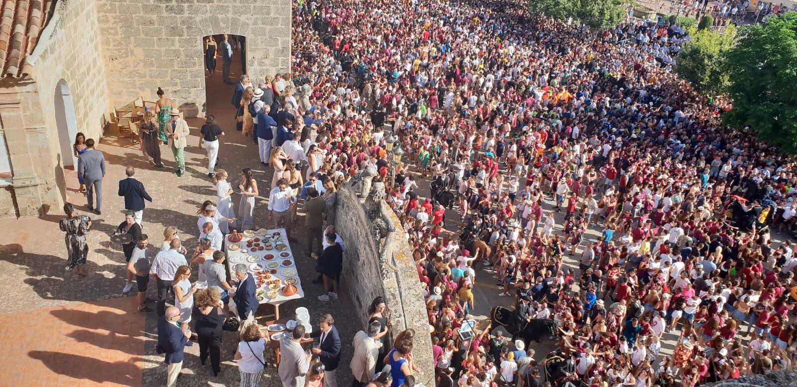 Al Palau es celebrava un Sant Joan ben diferent del que es vivia a Es Born.