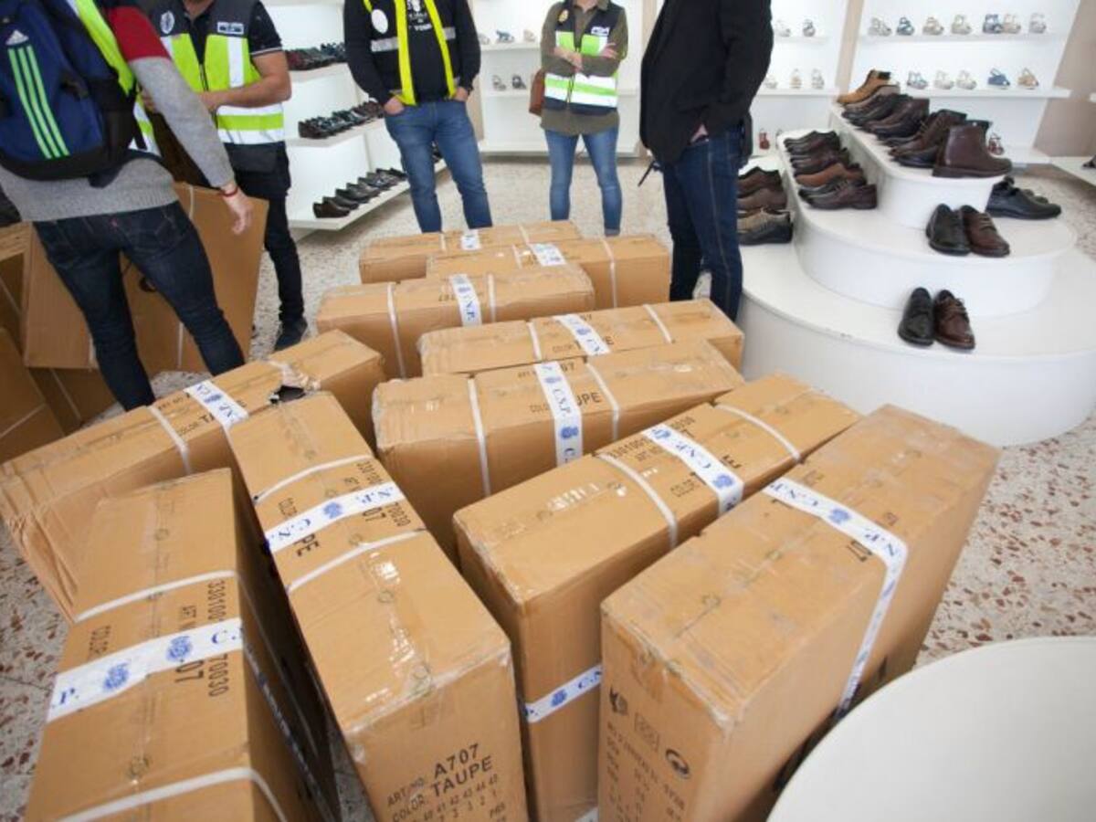 Intervienen más de mil pares de calzado falsificado valorado en 20.000 euros