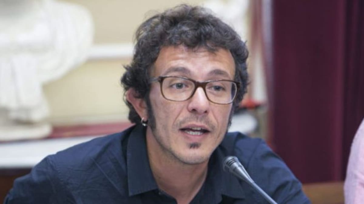 La oposición pide al alcalde que asuma las negociaciones para la clínica de López Cano