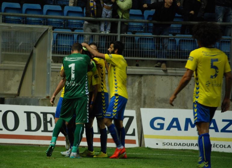 El Cádiz debe ser una piña si quiere pasar de ronda