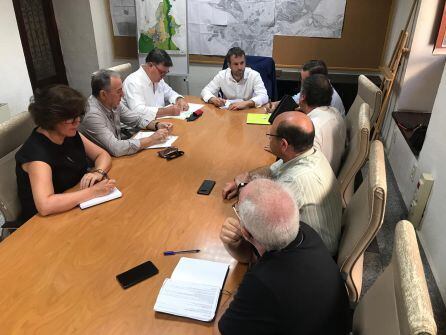 Reunión con representantes de los colegios de arquitectos y aparejadores y la asociación de constructores y promotores