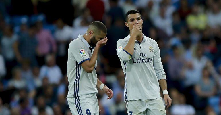 Benzema y Cristiano, durante un encuentro del Real Madrid