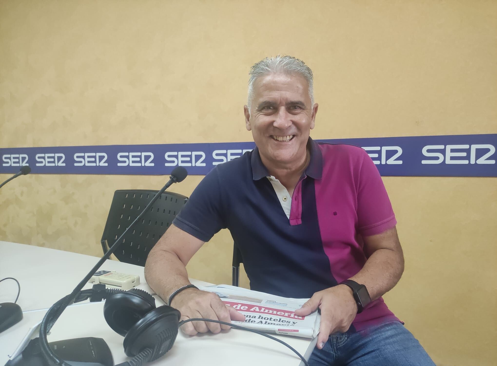 El entrenador del Carrusel Deportivo en la previa del Cádiz-Almería.