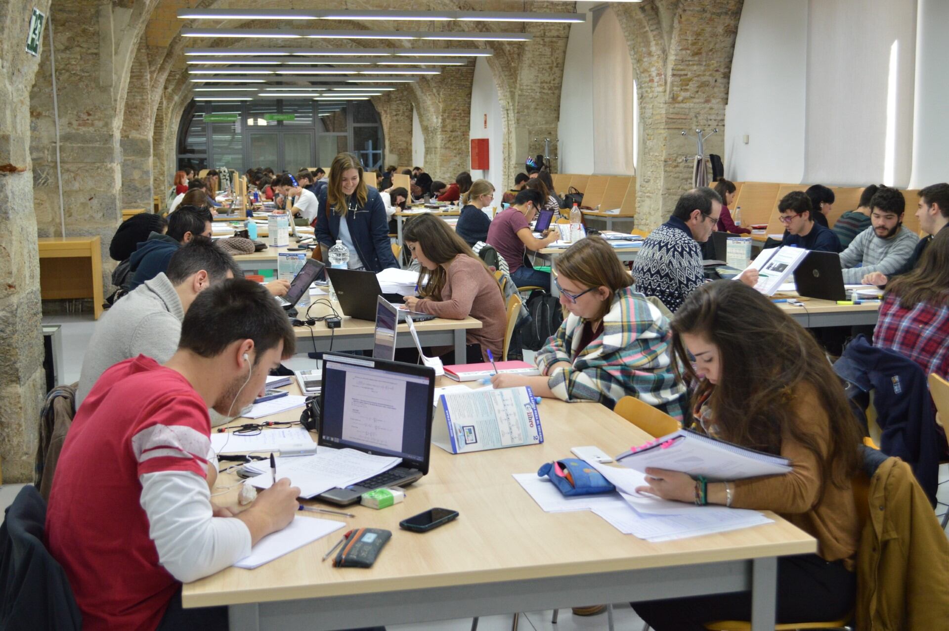 Apertura biblioteca de la Universidad Politécnica