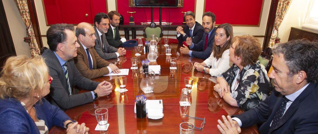 Reunión del Colegio de Abogados con la alcaldesa