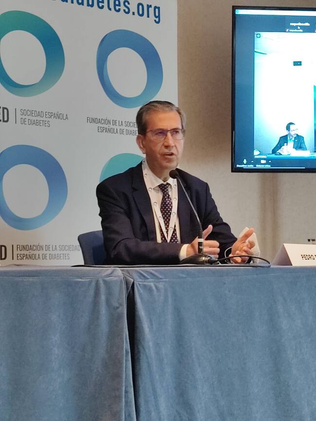 Dr. Pedro de Pablos, jefe de Endocrinología y Nutrición del Hospital Doctor Negrín en Gran Canaria