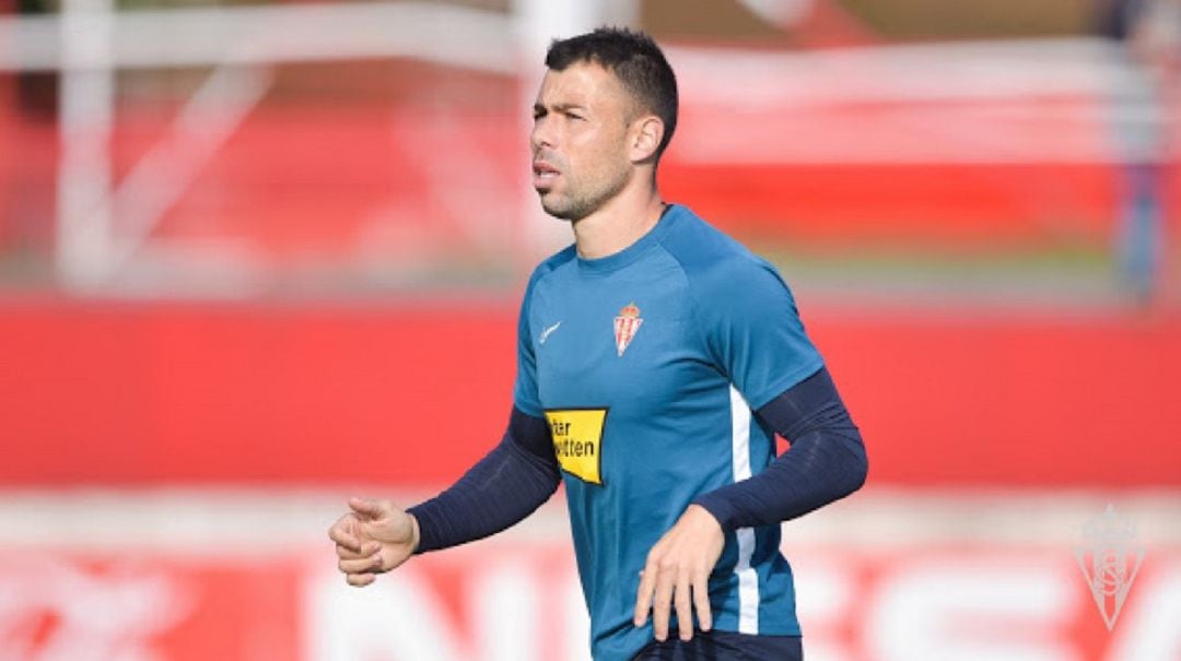 Javi Fuego durante un entrenamiento