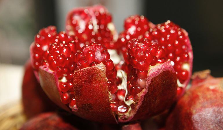 La granada es una fruta rica en antioxidantes saludables