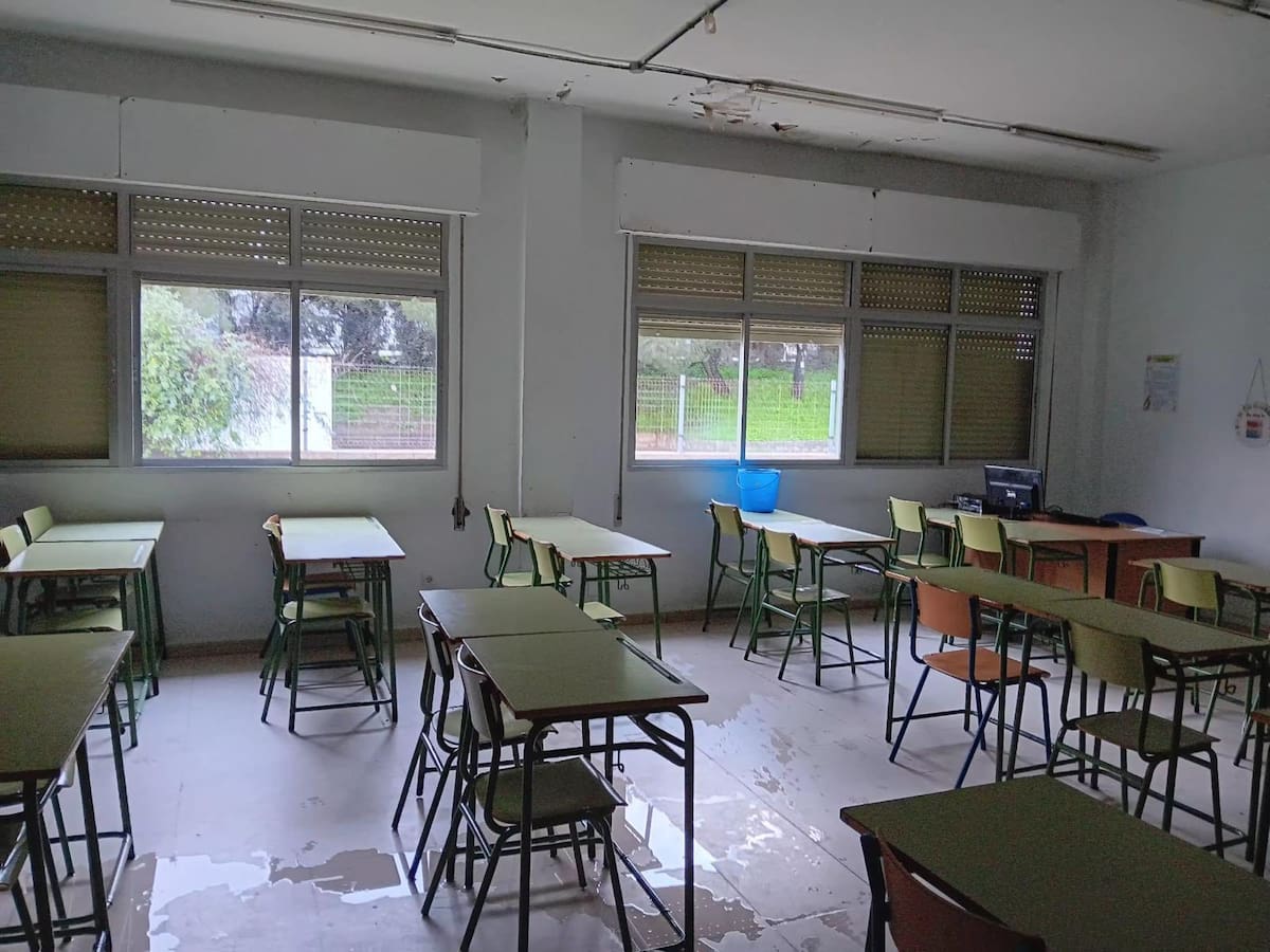 Alumnos del Hozgarganta vuelven a clase