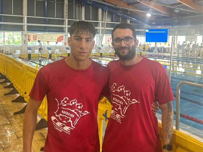 Gael Poveda con David, uno de sus preparadores