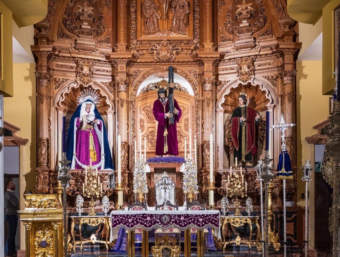Imagen de archivo del nazareno de La Algaba en el altar mayor de su Iglesia