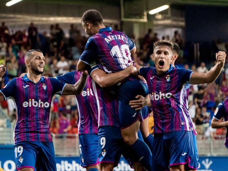 El Eibar, tras lograr la victoria en Ibiza, intentará hacer lo mismo en Gijón