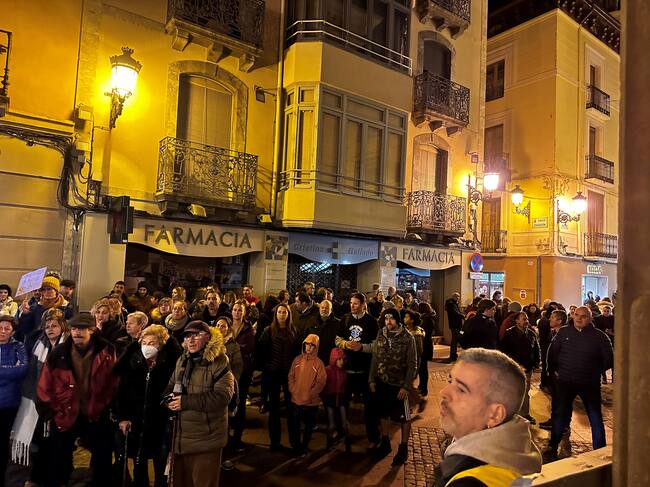 Concentración UVI móvil de Jaca 24 horas