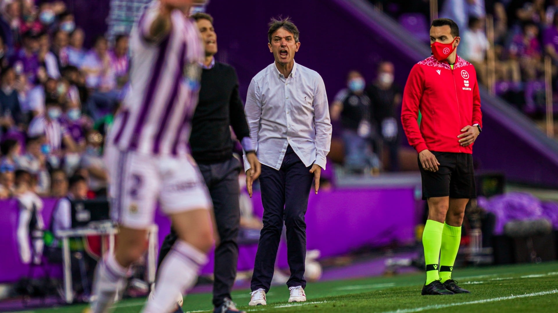 Pacheta gritando en la primera mitad del encuentro.