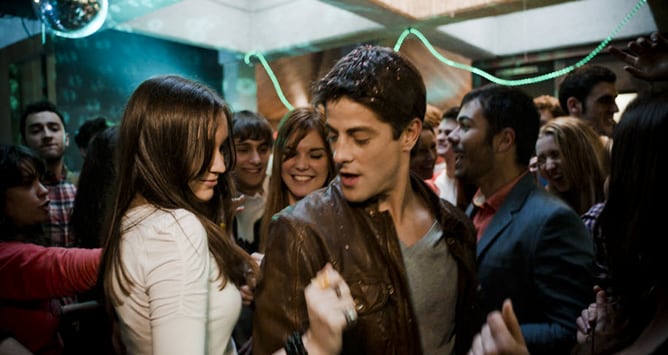 Fotograma de la película 'AfterParty', de Miguel Larraya, con el actor Luis Fernández